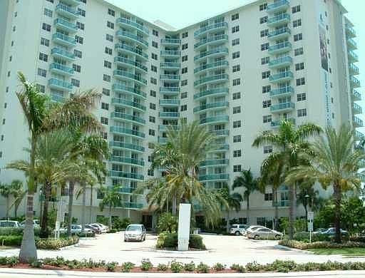 1st image of 3901 S Ocean Dr Ste 1