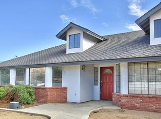 8441 Sierra Vista Rd, Phelan, CA 92371