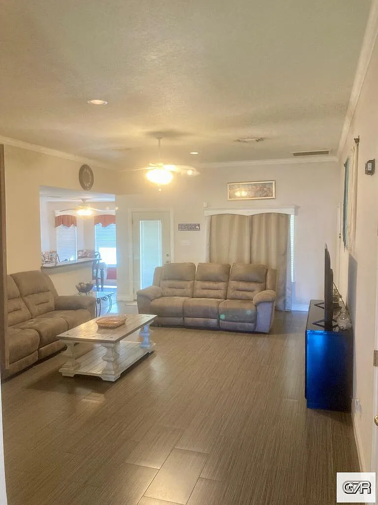 *Single Family Rental — Photo 2