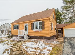 3 Oakwood Dr, Thompson, CT 06277