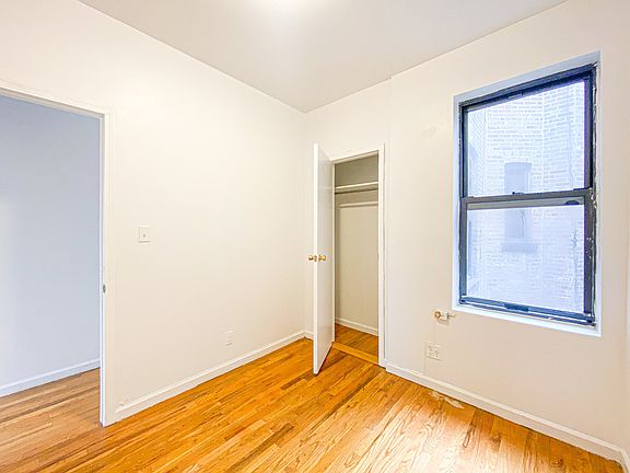 5th image of 170 8th Ave APT 5F
