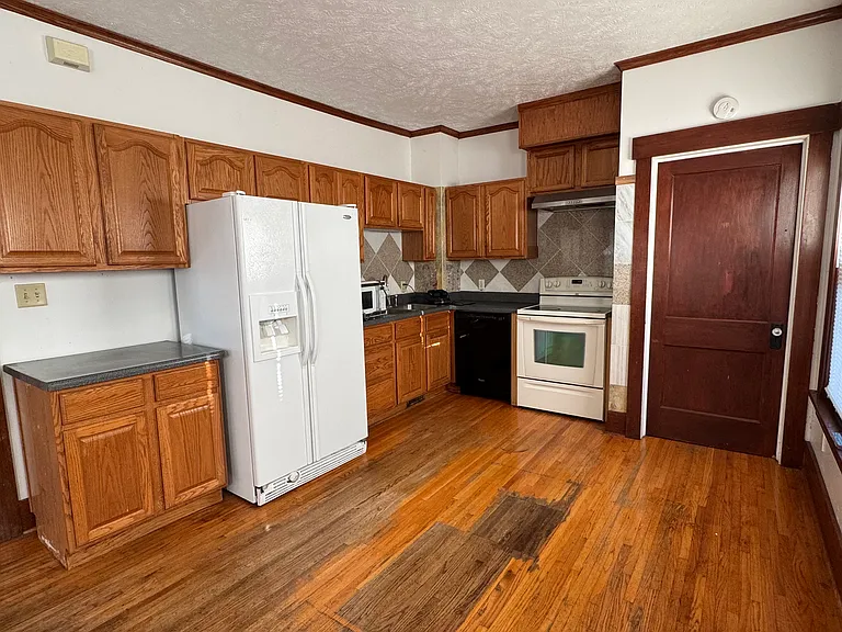 2955 South St — Photo 3