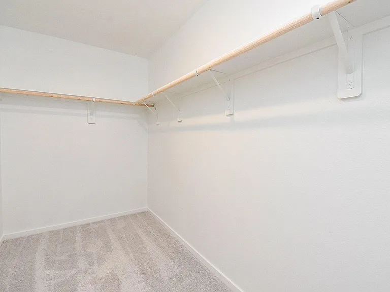 3045 Fantasy Terrace Dr — Photo 12
