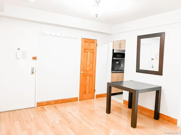 210 EAST 47 STREET UNIT 7D, Manhattan, NY 10017