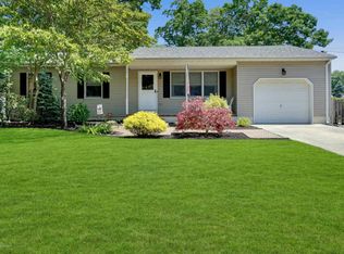 321 Independence Dr, Forked River, NJ 08731