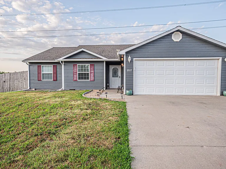 2517 Elm Creek Dr — Photo 33