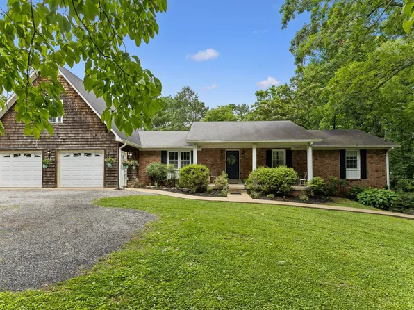110 Jefferson Dr, Columbia, TN 38401