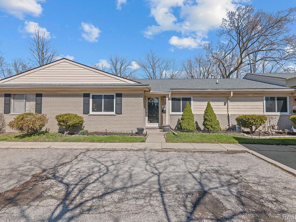 1st image of 26588 Franklin Pointe Dr