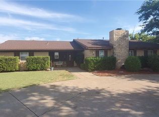 1237 E Ridgecrest Rd, Altus, OK 73521