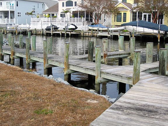 Dock