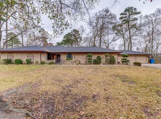 1517 Spanish Moss Dr, Lufkin, TX 75904