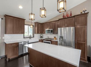 5700 Regent Ave N, Crystal, MN 55429