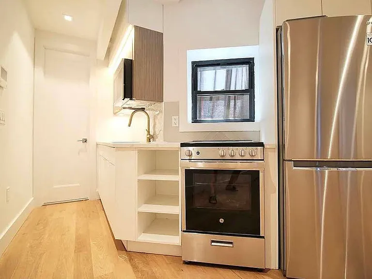 223 E 96th St #4 — Photo 1