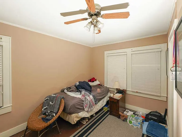 708 Cabell Dr — Photo 7