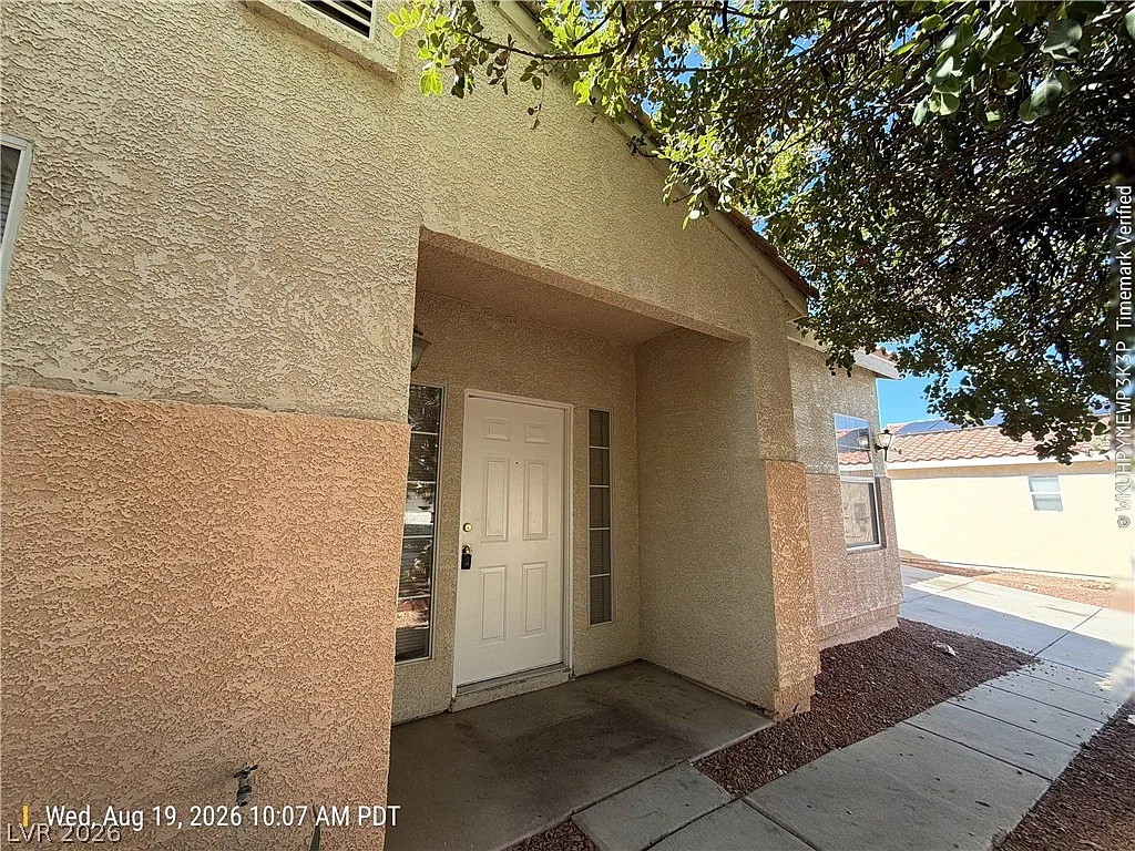 3 bed, 2.0 bath, 1416 sqft, $1,750 — Photo 2