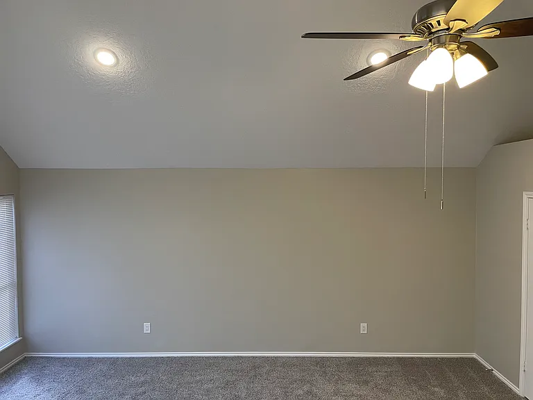 N Willow Dr — Photo 26
