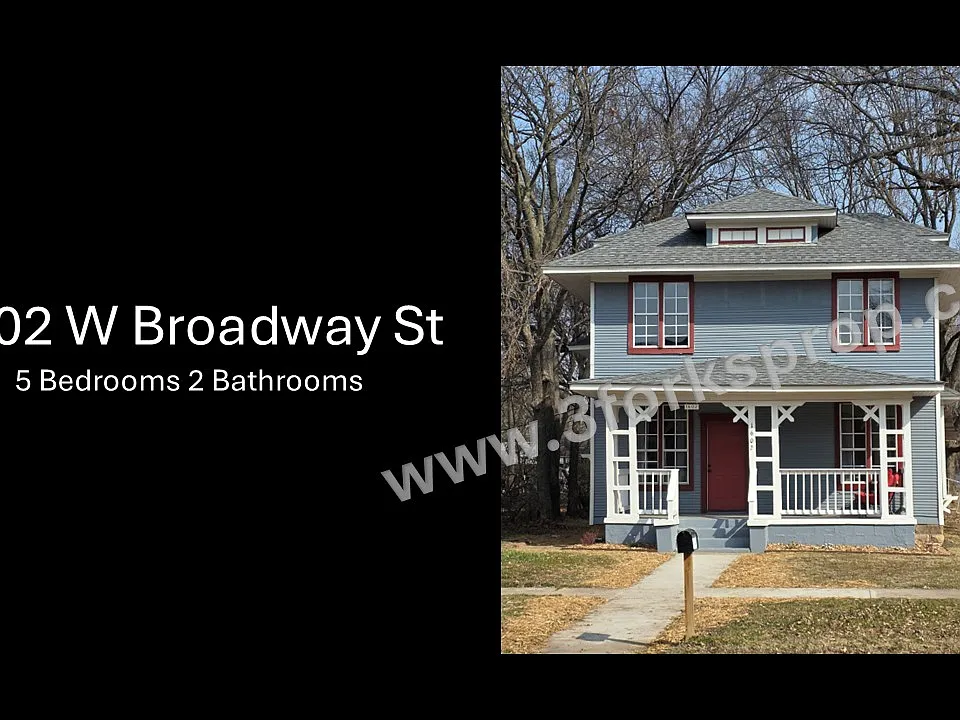 1602 W Broadway St