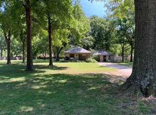 3100 Silver Lake Rd, Bartlesville, OK 74006