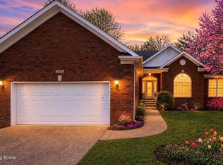 5125 Oaklawn Park Dr, Louisville, KY 40299