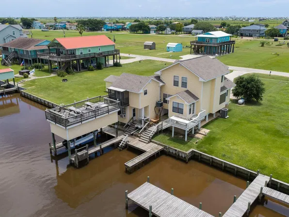 1657 County Road 291, Bay City, TX 77414