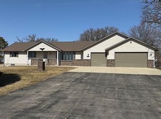 5184 235th St, Clear Lake, IA 50428