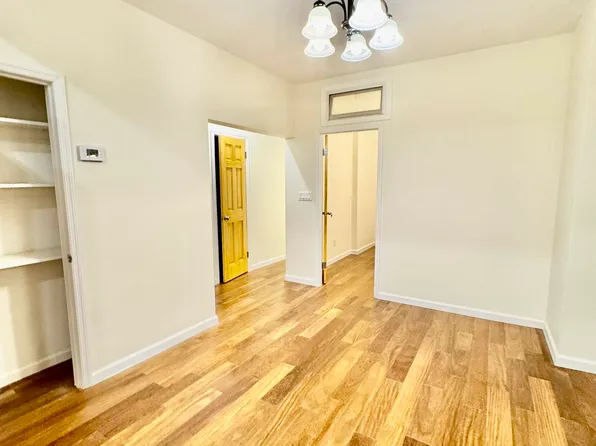 33 72nd Street image 3 of 11