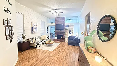 1121 Holly Dr Photo 1