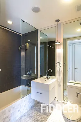 Rented by Fiddler Realty | media 32