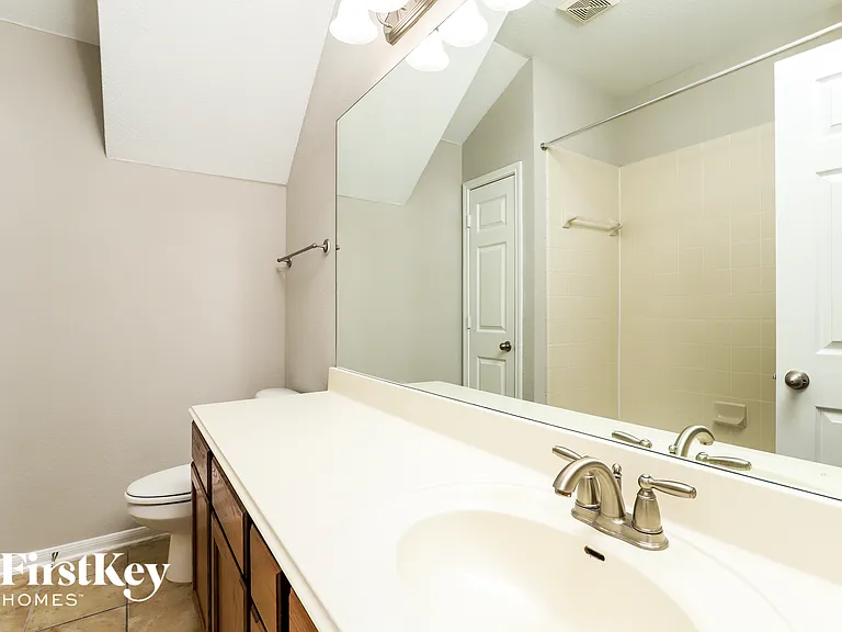2225 Crary Mdw — Photo 14