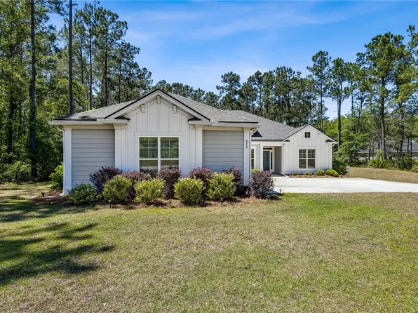 830 Harbour Island Cir, Waverly, GA 31565
