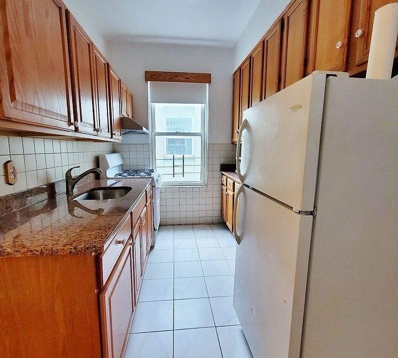 1st image of 50-53 42nd St #2F