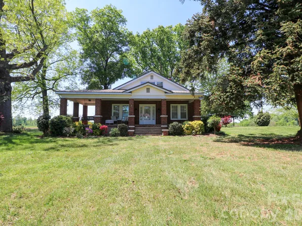 790 Foster Rd, Cleveland, NC 27013