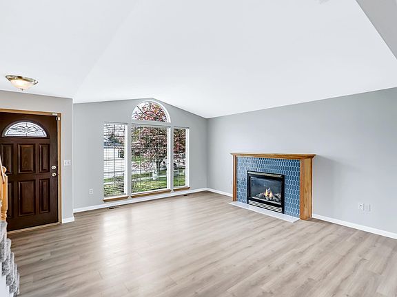 3rd image of 1515 E Sharpsburg Ave