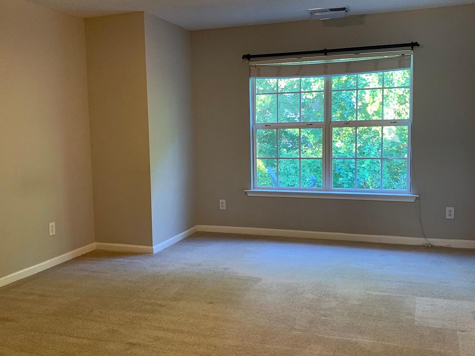 2nd image of 5657 Otley Pl