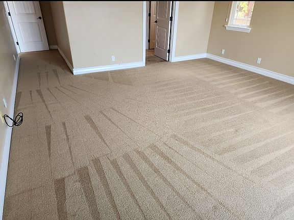 4th image of 321 Montebello Oaks Dr