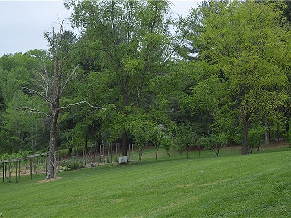 5th image of 530 Cross Creek Dr
