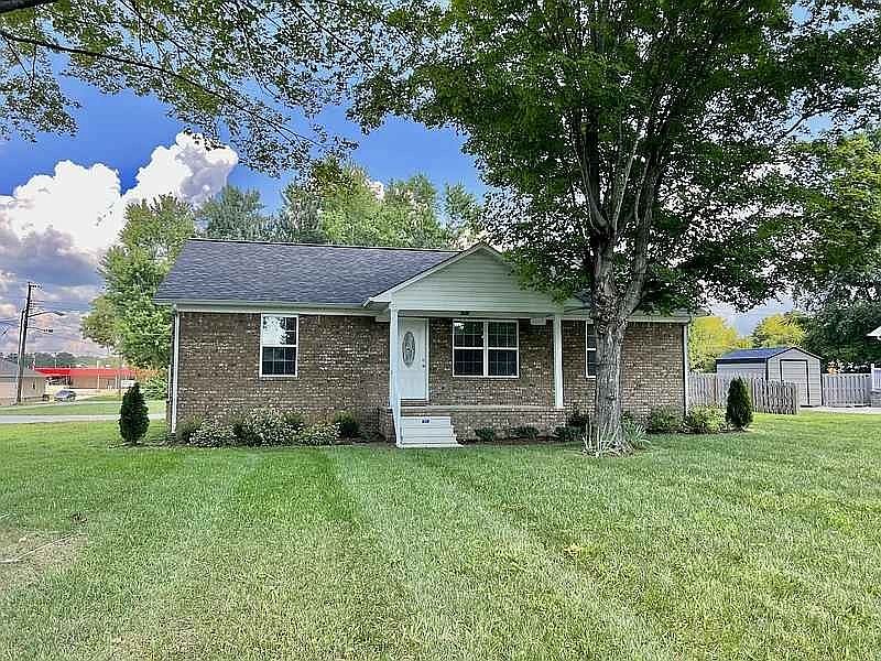 1st image of 324 Debus St