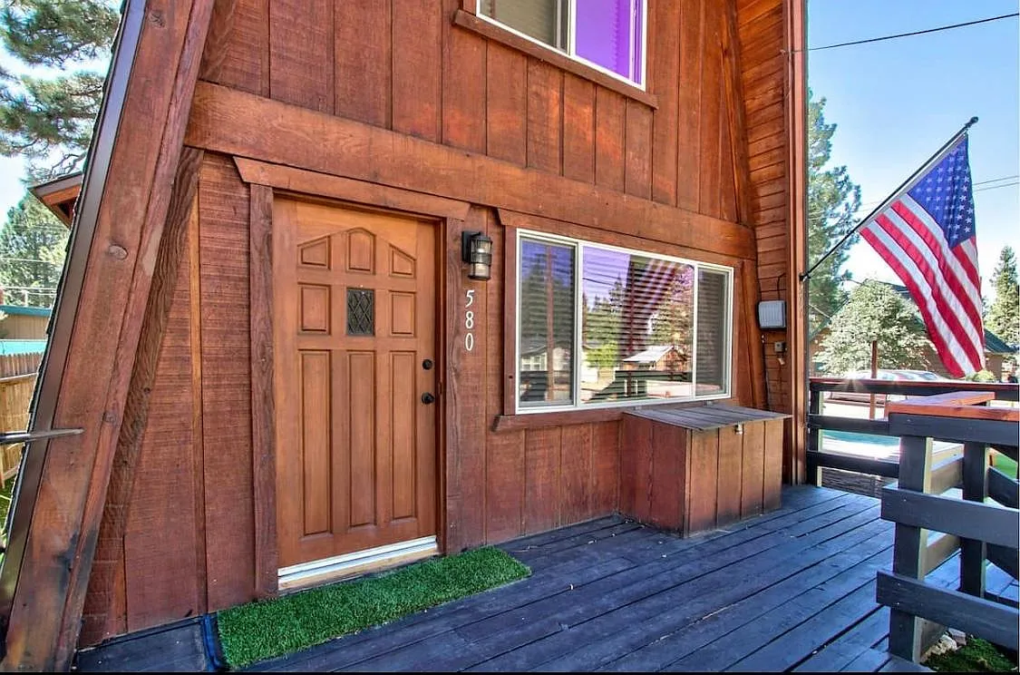 2 bed, 732 sqft, $2,000 — Photo 4