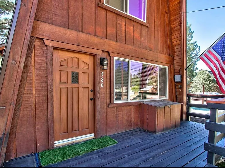 580 San Bernardino Ave — Photo 4