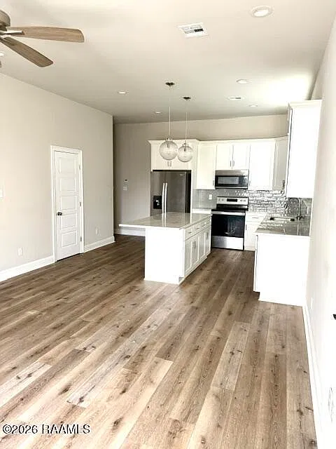 2 bed, 2.5 bath, 1317 sqft, $1,650 — Photo 4