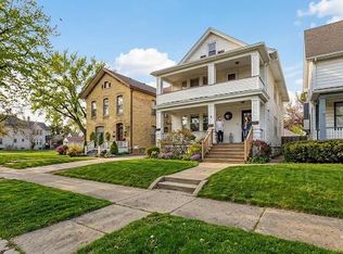 114 South Academy Street, Janesville, WI