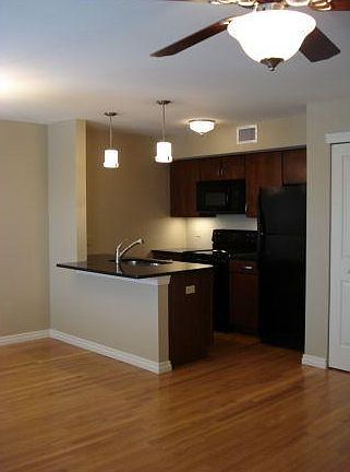 3rd image of 3838 Park Ave