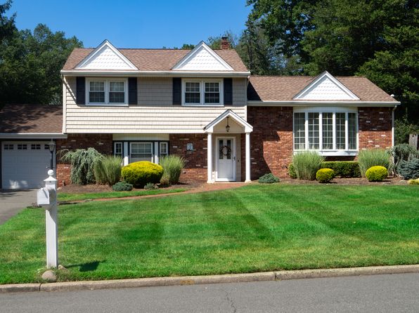 36 Deer Trail Rd