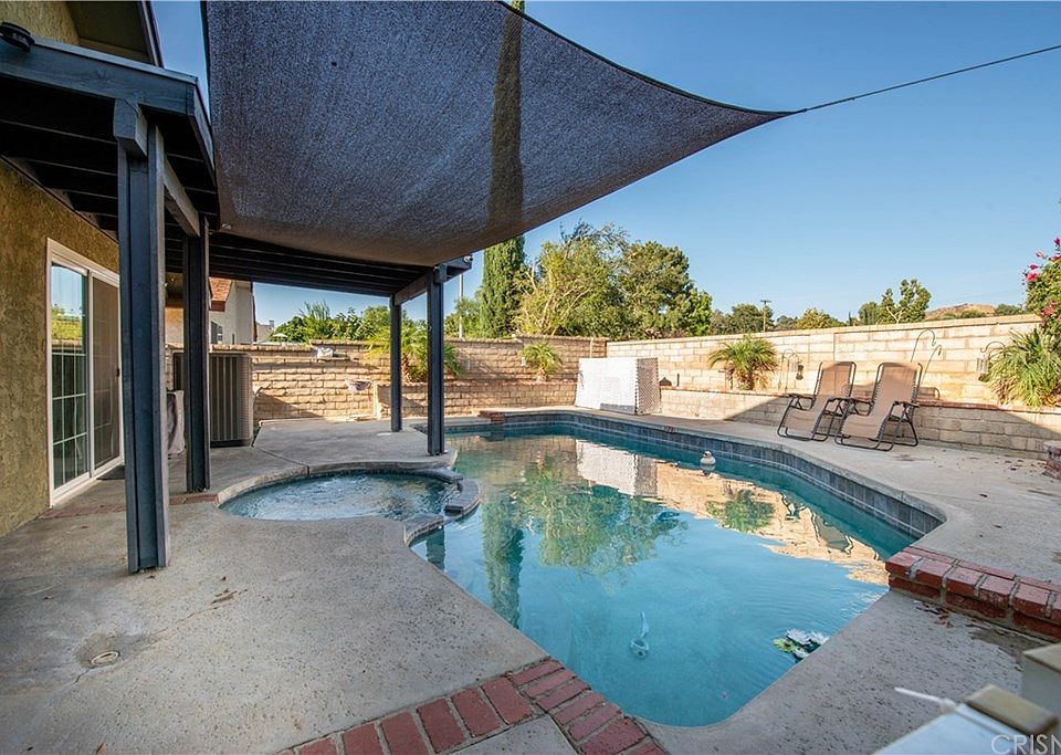 1st image of 27558 Cherry Creek Dr