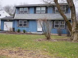 19 Willow Dr, Painted Post, NY 14870