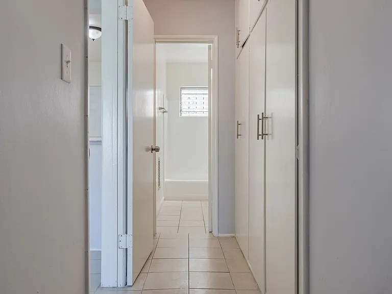 3862 S Potomac Ave — Photo 12