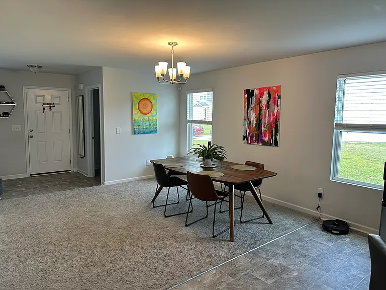1709 Redbout Ct — Photo 2
