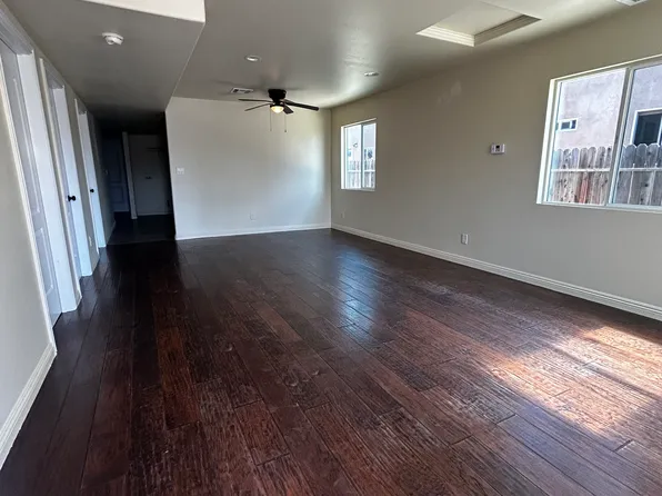 163 E 67th St, Los Angeles, CA