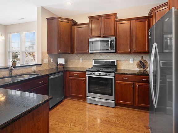 3rd image of 9312 Wooden Rd