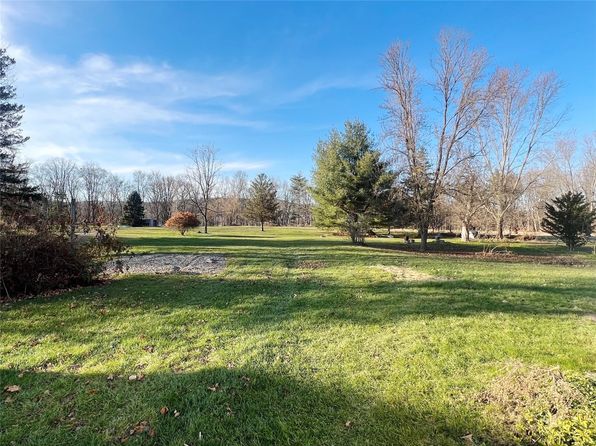 13 Goodrich Rd, Owego, NY 13827